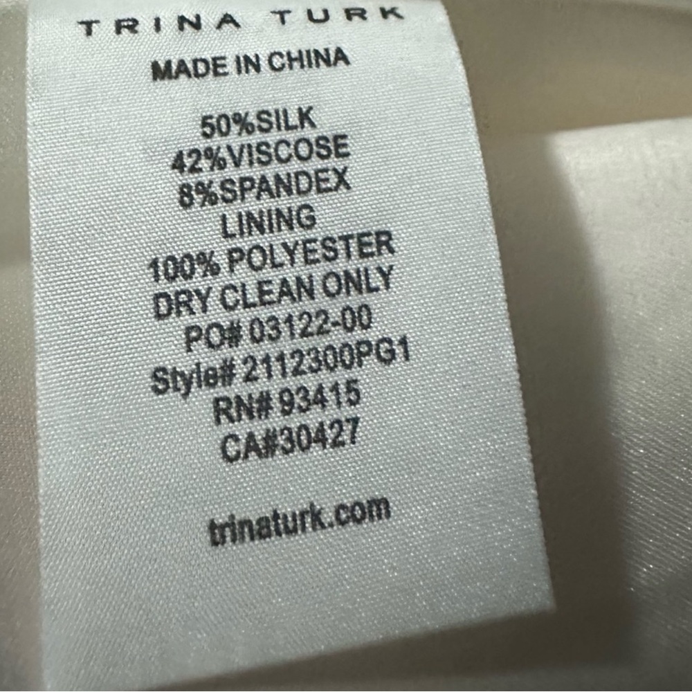 Vibrant Off-Shoulder Dress - Picture 5 of 5